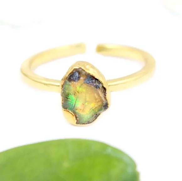 Ethiopian opal adjustable ring - Picture 5 of 8